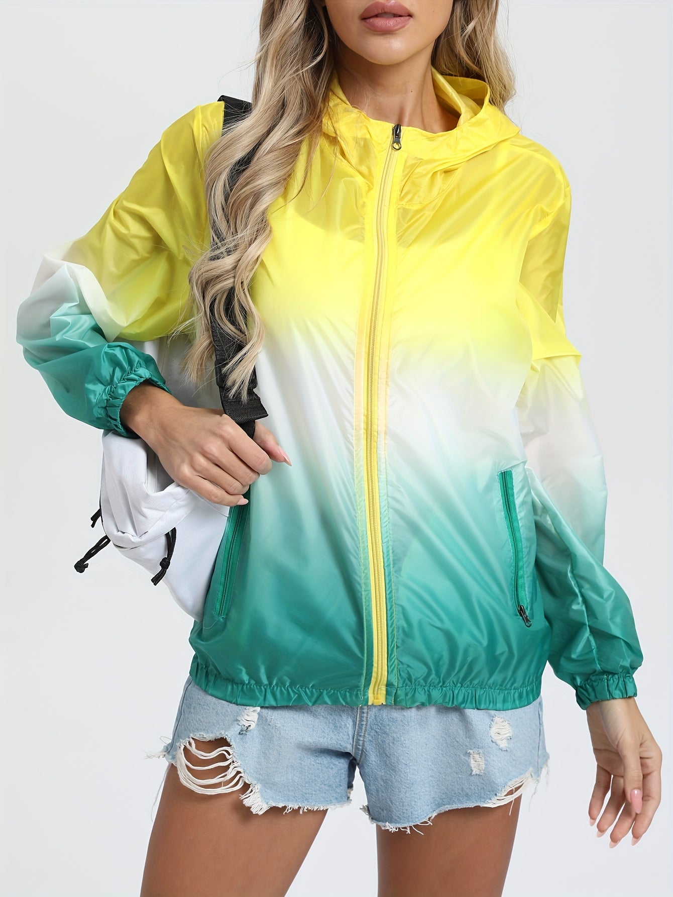 Women'S Lightweight Hooded Jacket with Gradient Color, Printed Design, And Zippered Pockets for Outdoor Use.