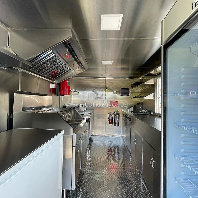 New Type Concession Food Trailer Street Selling Coffee Van Catering Cart Burgers Fries Ice Cream Bus Mobile Food Truck
