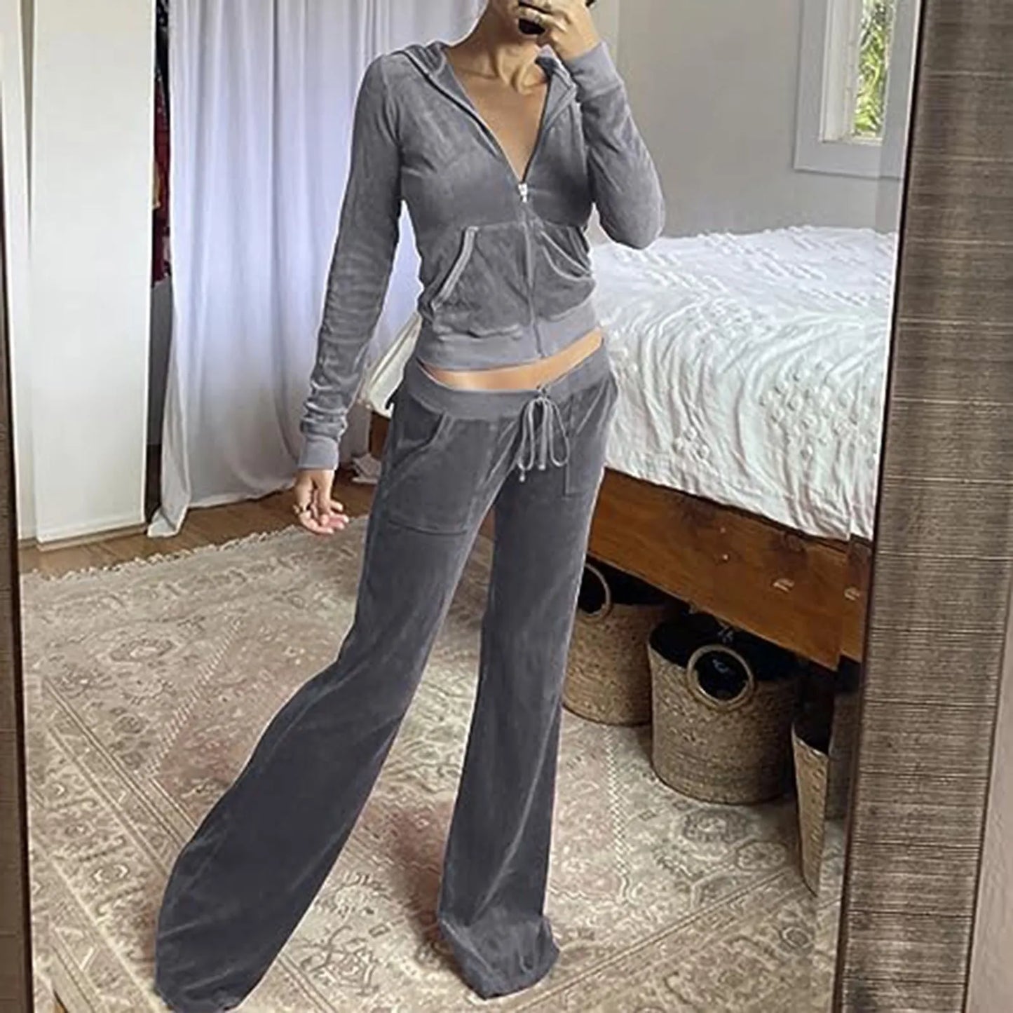 Women Velvet Jogging Suit Autumn Casual Velour Hoodie Cropped Top Jacket With Wide Leg Pants Tracksuits Women's Two Piece Set