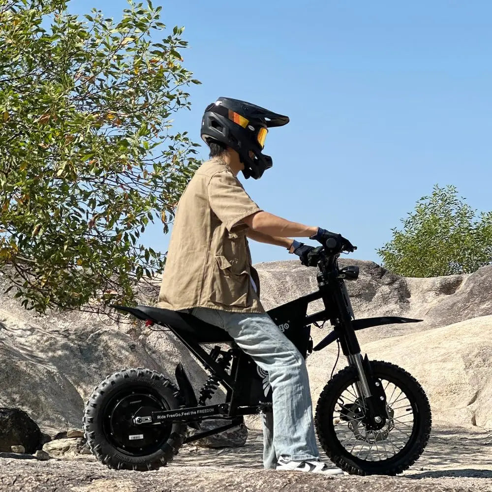 Freego X0 Mini Dirt Bike for Teens Adults 3600W Motor 40MPH Dual Hydraulic Disc Brakes All-Terrain Motorcycle Off-Road E-Bike UL