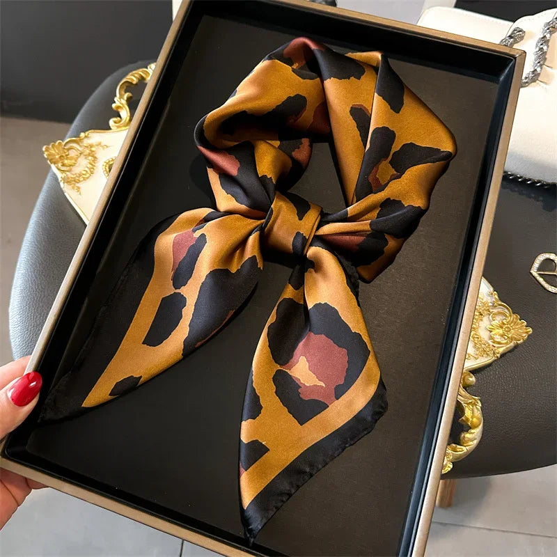 2026 New Fashion 70X70cmPrinted Women's Scarf Pashmina Silk Scarf Square Shawl Decorative Headband Neck Luxury Design Bandana