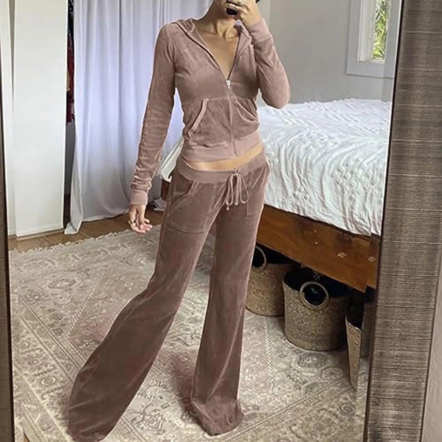 Women Velvet Jogging Suit Autumn Casual Velour Hoodie Cropped Top Jacket With Wide Leg Pants Tracksuits Women's Two Piece Set