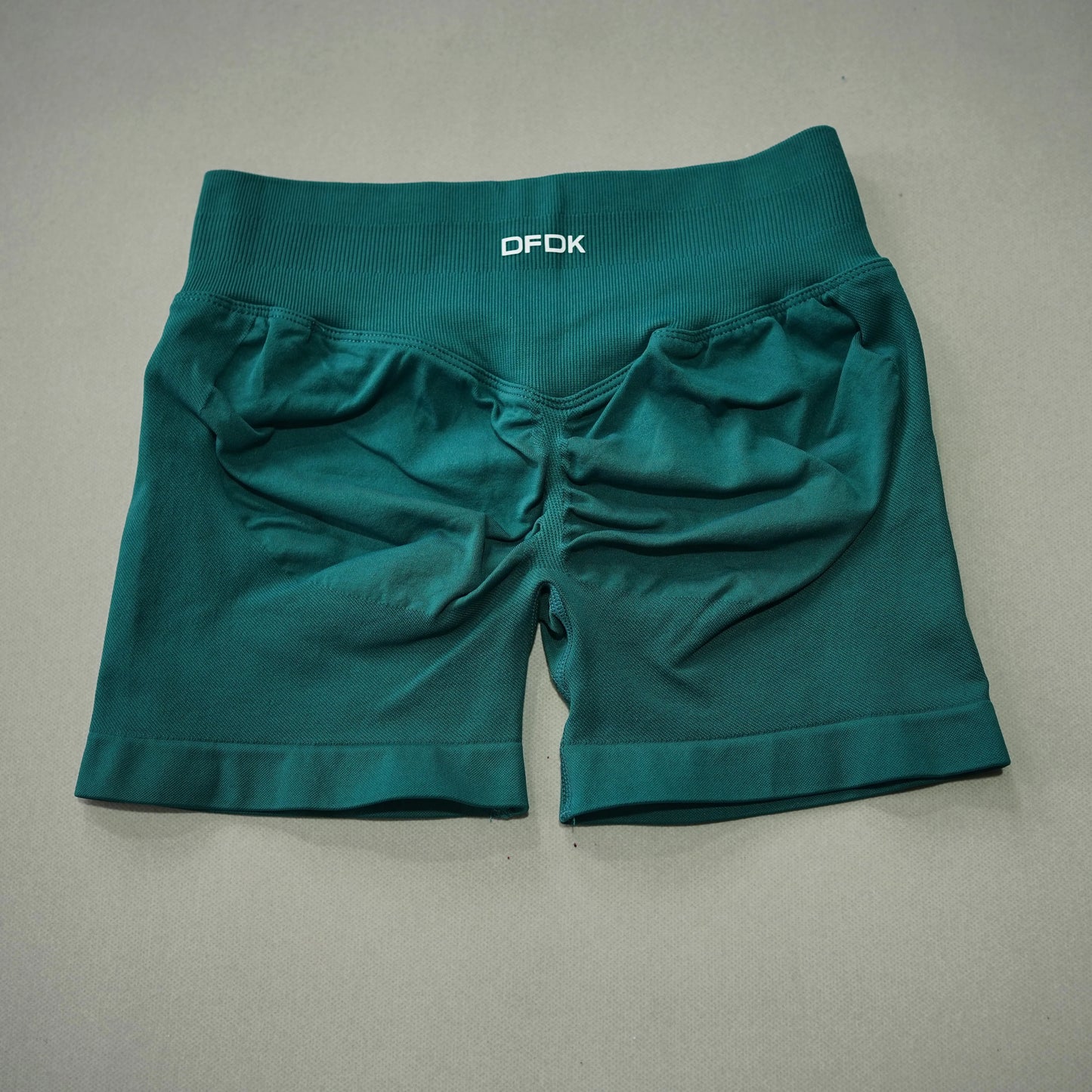 DFDK 2026 New Women High Waist Scrunch Butt Shorts Push Up Hip Lifting Squat Proof Gym Workout Running Sports Yoga Short Pants