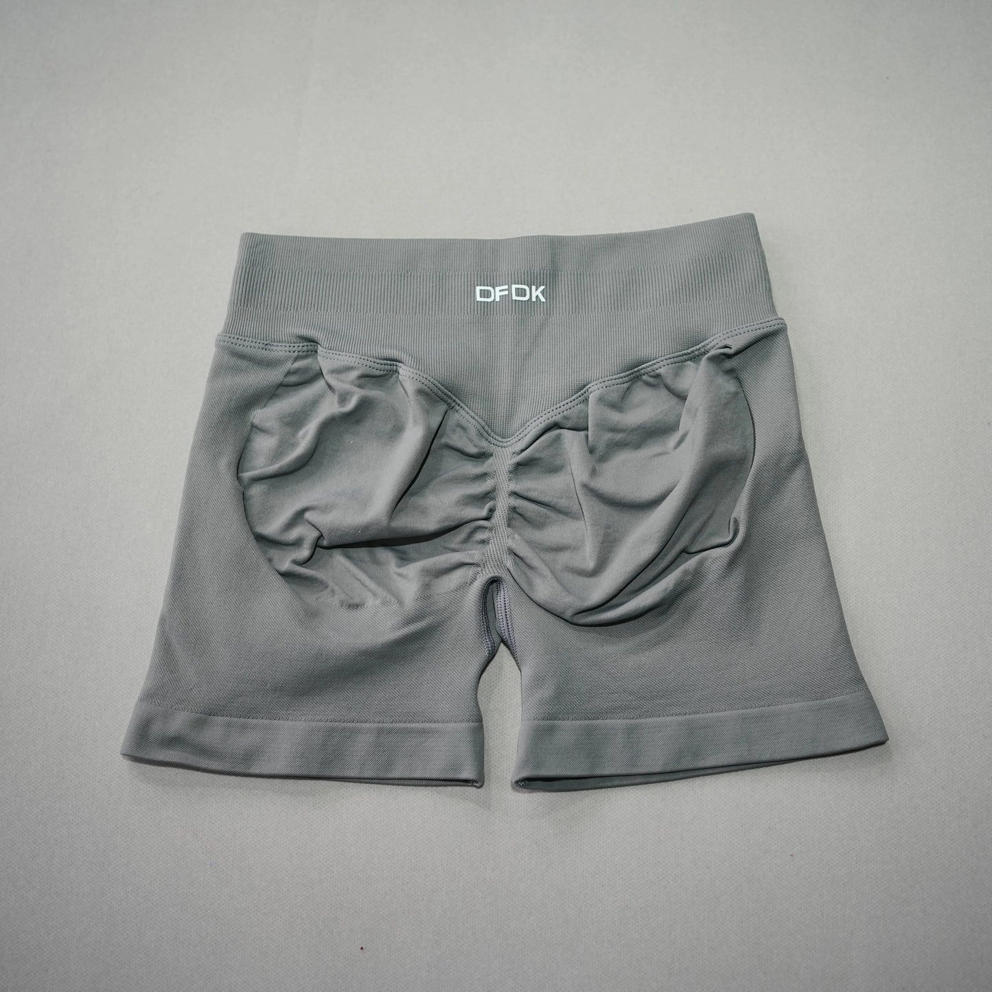 DFDK 2026 New Women High Waist Scrunch Butt Shorts Push Up Hip Lifting Squat Proof Gym Workout Running Sports Yoga Short Pants