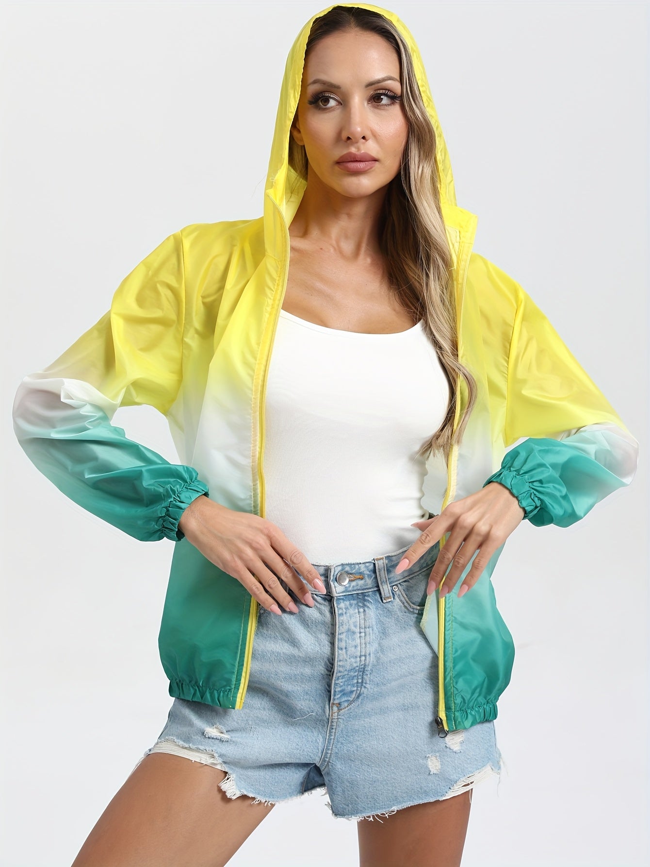 Women'S Lightweight Hooded Jacket with Gradient Color, Printed Design, And Zippered Pockets for Outdoor Use.